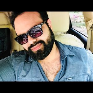 Meet your Posher, Jonathan